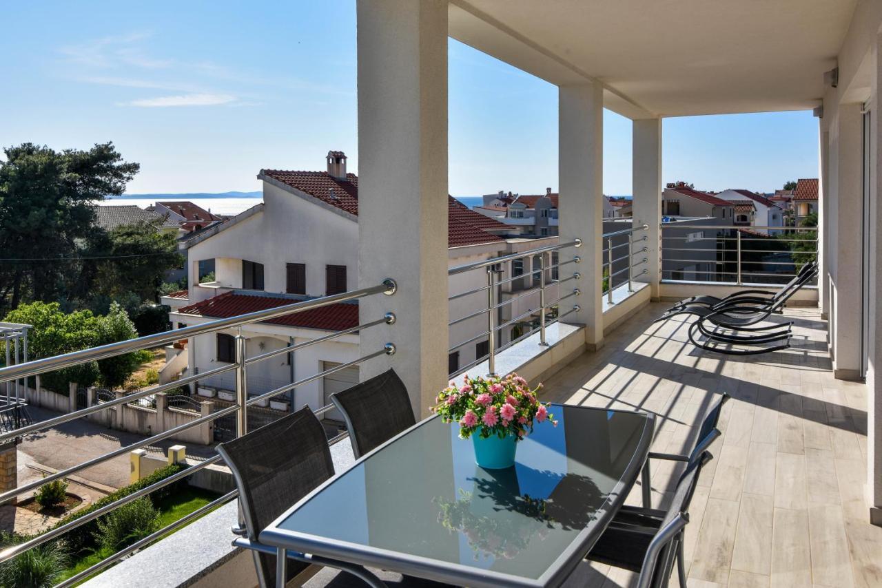 Apartment Deluxe Villa Carlotta Zadar Bagian luar foto