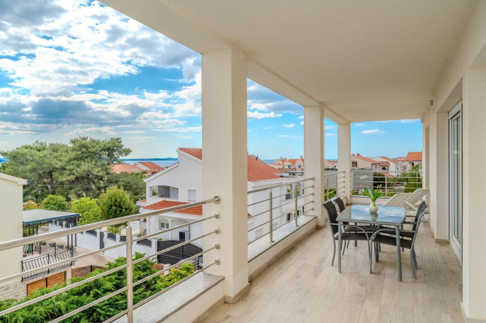 Apartment Deluxe Villa Carlotta Zadar Bagian luar foto