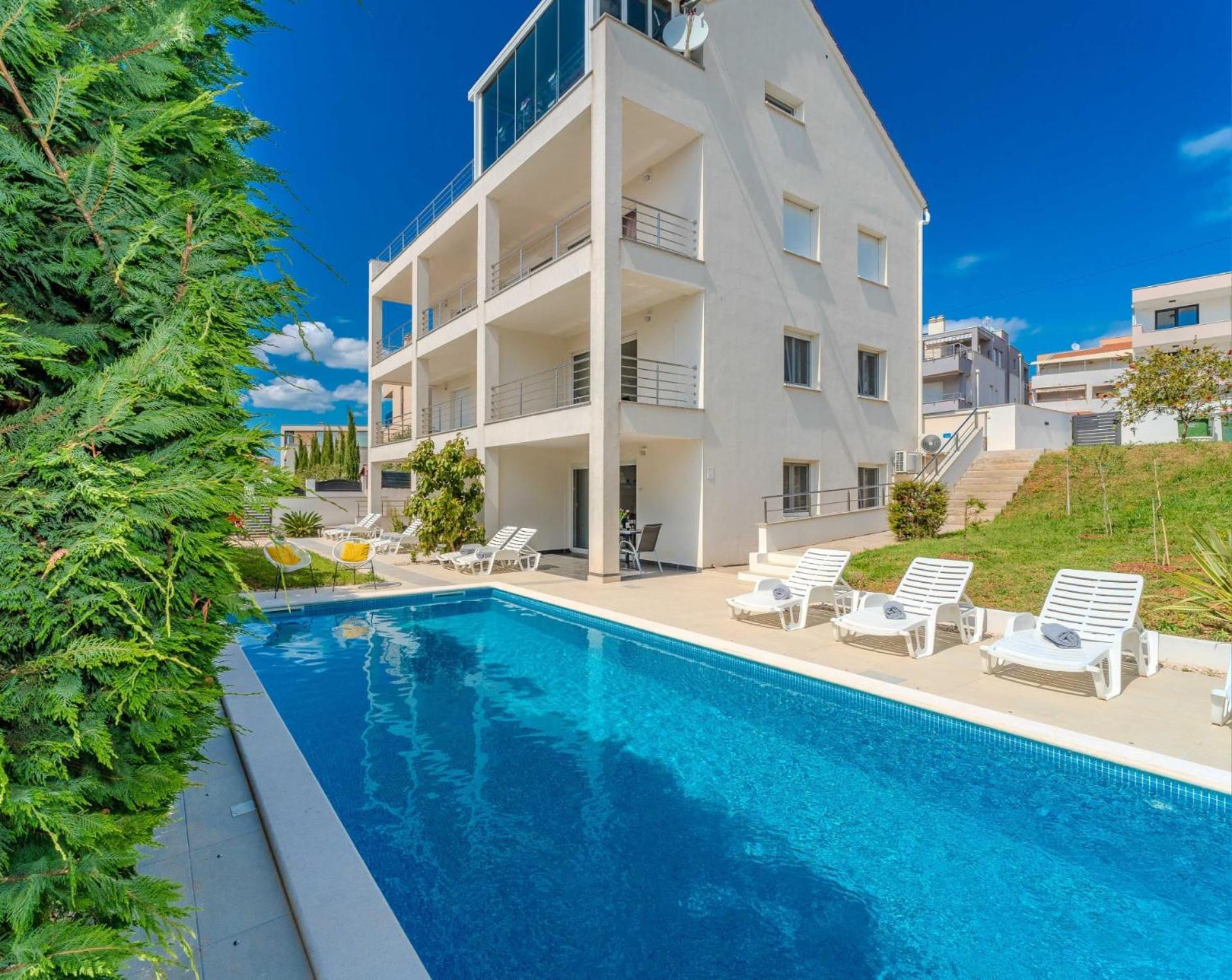 Apartment Deluxe Villa Carlotta Zadar Bagian luar foto