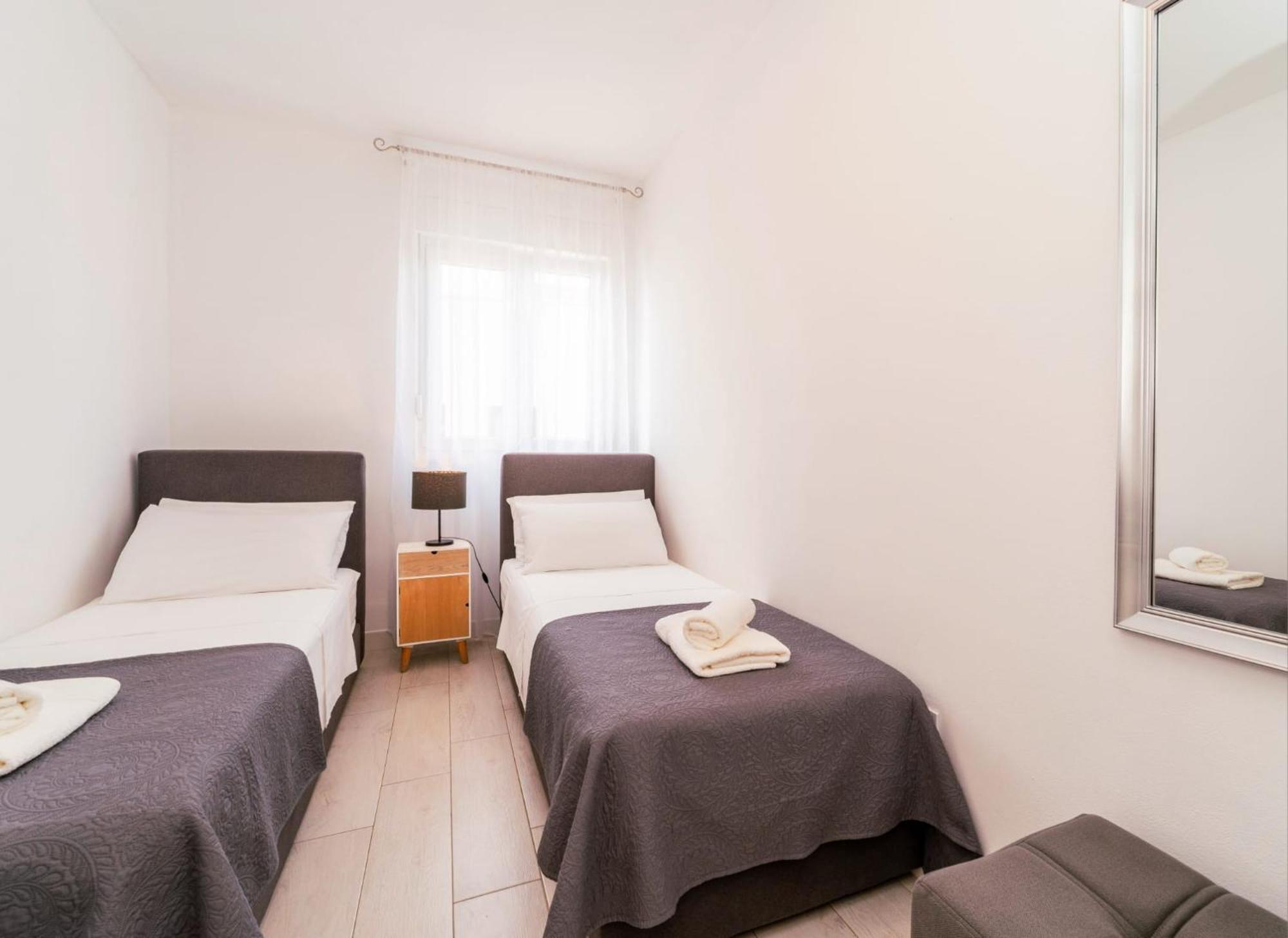 Apartment Deluxe Villa Carlotta Zadar Bagian luar foto